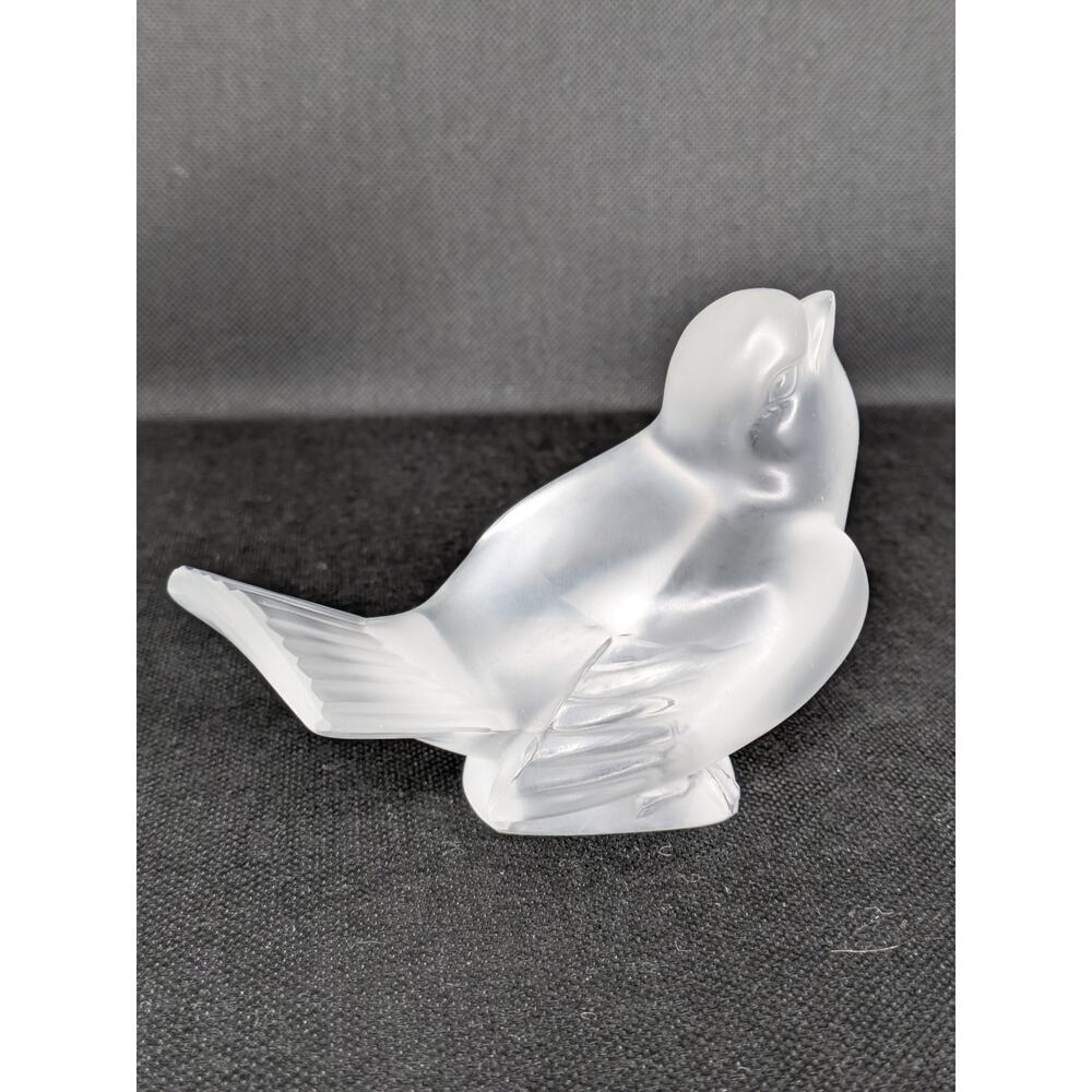 Lalique "Moineau Moqueur" Art Deco Satin Crystal Bird Signed Sculpture Figurine